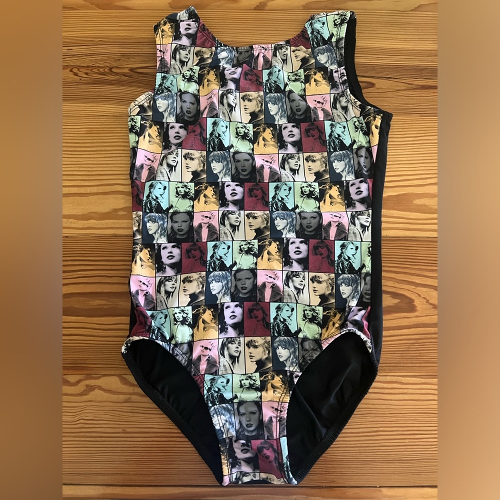 EUC Taylor Swift child’s large leotard